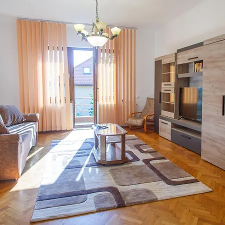 Barok Appart Braşov Extérieur photo